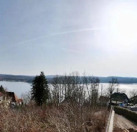 Vakantiehuis Wellness-ferienhaus - Seeblick, Sauna, Whirpool