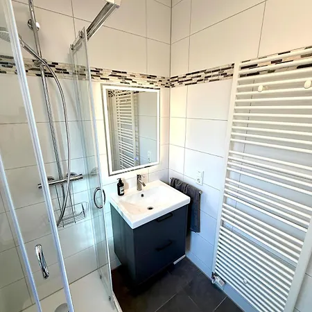 Wellness-ferienhaus - Seeblick, Sauna, Whirpool Vakantiehuis Möhnesee