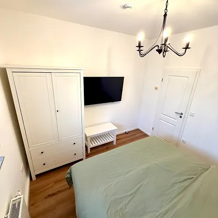 Vakantiehuis Wellness-ferienhaus - Seeblick, Sauna, Whirpool