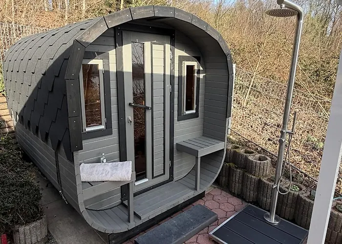 Wellness-ferienhaus - Seeblick, Sauna, Whirpool * Möhnesee