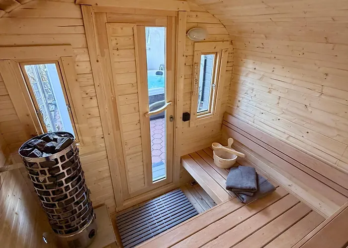 Wellness-ferienhaus - Seeblick, Sauna, Whirpool Vakantiehuis *