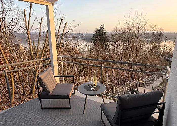 Wellness-ferienhaus - Seeblick, Sauna, Whirpool Vakantiehuis