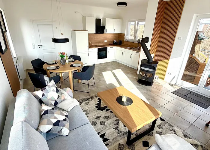 Wellness-ferienhaus - Seeblick, Sauna, Whirpool *